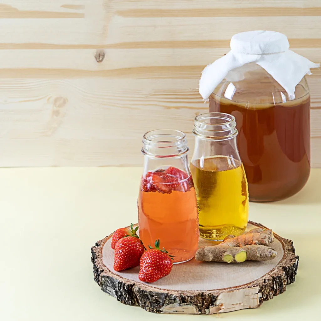 Kombucha Caseiro de Chá Verde e Frutas Vermelhas